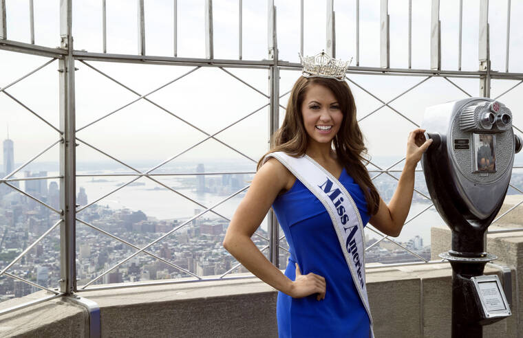 ASSOCIATED PRESS / 2017
                                Miss America 2018 Cara Mund poses for photographers on the 86th Floor Observation Deck of the Empire State Building in New York. Mund, the former Miss America who gained attention by criticizing the organization near the end of her reign in 2018, is planning to run for Congress in North Dakota as an independent, she announced Saturday, Aug. 6.