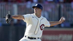 ASSOCIATED PRESS
                                Chicago Cubs pitcher Drew Smyly throws against the Cincinnati Reds in the first inning.
