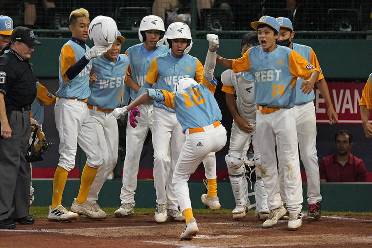 Hawaii messes with Texas, advances to U.S. semis at Little League World