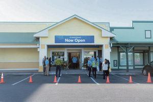 COURTESY BANK OF HAWAII
                                The Waimea branch in Parker Ranch Center opened Monday.