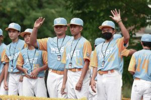 BRETT CROSSLEY / SPECIAL TO THE STAR-ADVERTISER
                                The West Region champion Little League team from Honolulu.