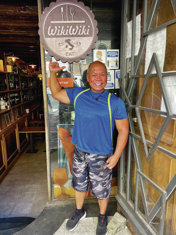 In June, Raymond Abregano of Honolulu found 
a WikiWiki Eat restaurant in Rome. Photo by 
Tim Los Banos.