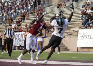 ASSOCIATED PRESS
                                Hawaii tight end Jordan Murray can’t come up with a catch in the end zone while he is defended by New Mexico State defensive back Linwood Crump during the first half of today’s game in Las Cruces, N.M.