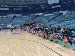 JASON KANESHIRO / JKANESHIRO@STARADVERTISER.COM
                                The University of Hawaii women’s basketball team went through a ball-handling drill at the start of the first official practice of the season on Tuesday at SimpliFi Arena at Stan Sheriff Center. The defending Big West champion Rainbow Wahine open the season on Nov. 7 at Oregon State.