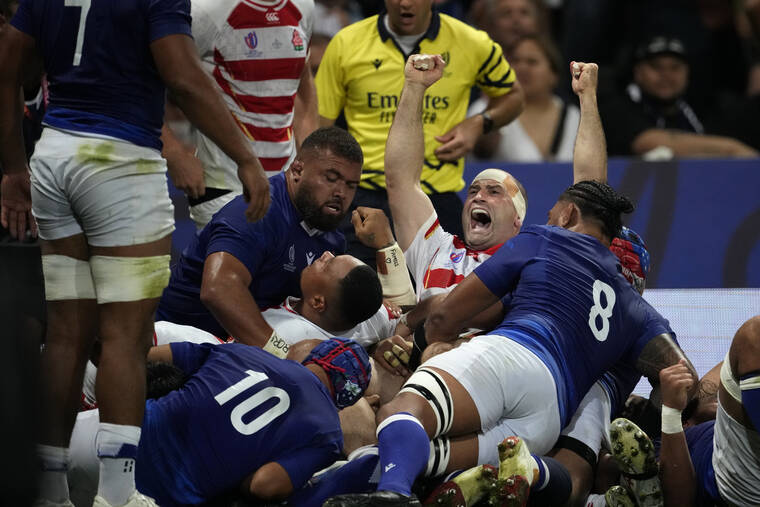 Le Japon bat les Samoa et reste en course pour les quarts de finale de la Coupe du Monde de Rugby