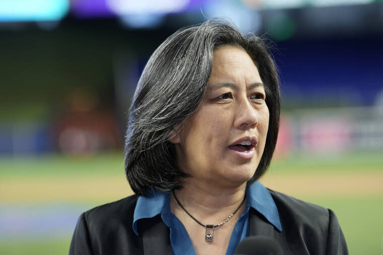 Kim Ng, MLB’s 1st female GM, leaving Marlins after making playoffs