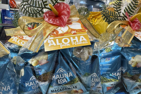 Hawaii legislators aim to preserve macadamia nut identity