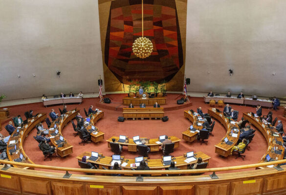 Hawaii lawmakers aim to enlarge ‘rainy day’ and retirement funds