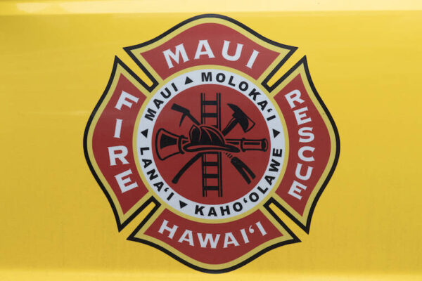 Red lights at Maui fire station to honor fallen firefighters